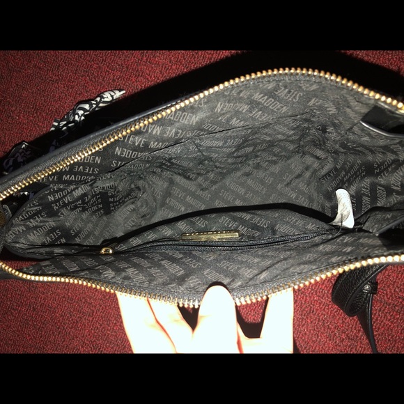 Bags/Purses - Picture 2 of 9